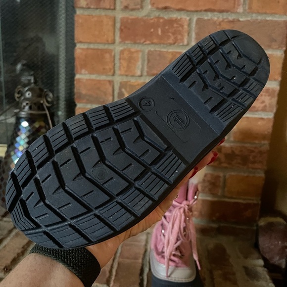 Wonder Nation Pink Faux Fur Snow Boots - Picture 8 of 8